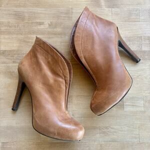 Jessica Simpson Allest Brown leather Platform Stiletto heeled booties size 8